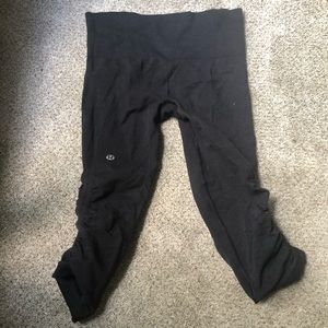 Lululemon pants and crops